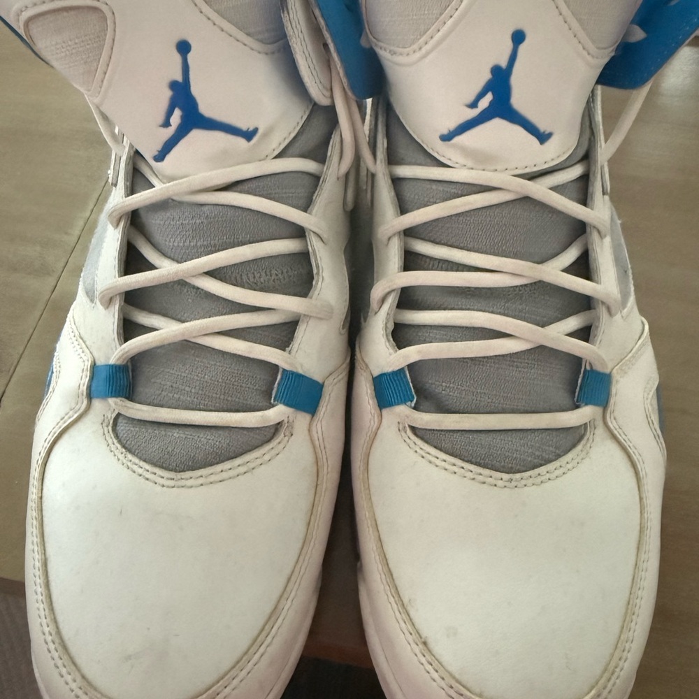 Jordan Sneakers White and Blue
